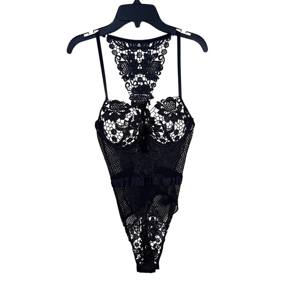 Fredericks of Hollywood Black Lace Underwire Bodysuit Teddy M gothic romantic